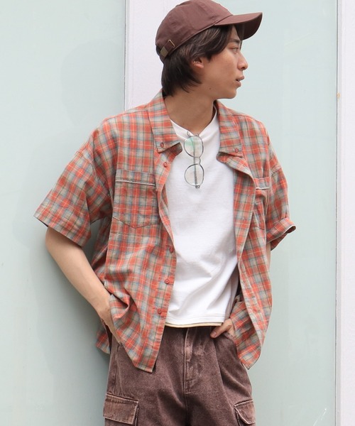 DOUBLE NAME(ダブルネーム)の「チェックパイピングボタンダウンシャツ/ユニセックス(シャツ/ブラウス・メンズ・オレンジ/パープル/ブルー・FREE)」の6枚目の写真