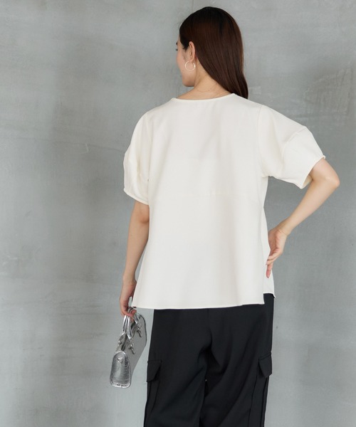 coca（coca）（コカ）の「セットアップ対応 ハートネックランタンスリーブブラウス（シャツ/ブラウス・レディース・アイボリー/ブラック・M/L）」の11枚目の写真