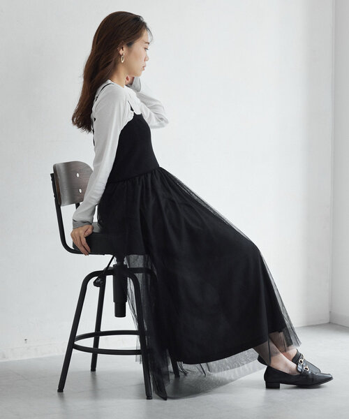 Chez toi(シェトワ)の「リブニット×チュールキャミワンピース(ワンピース・レディース・グレー/グレイッシュベージュ/ブラック・FREE)」の4枚目の写真