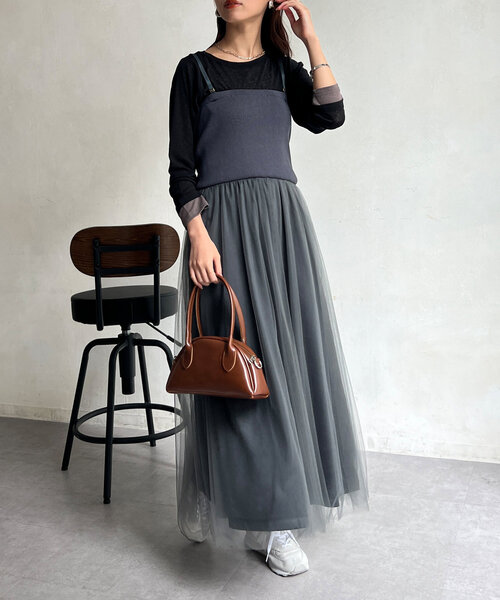 Chez toi(シェトワ)の「リブニット×チュールキャミワンピース(ワンピース・レディース・グレー/グレイッシュベージュ/ブラック・FREE)」の21枚目の写真