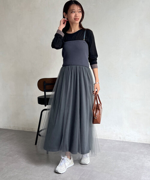 Chez toi(シェトワ)の「リブニット×チュールキャミワンピース(ワンピース・レディース・グレー/グレイッシュベージュ/ブラック・FREE)」の22枚目の写真