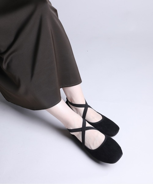 セール】【shoes365】スエード素材のクロスストラップバレエシューズ