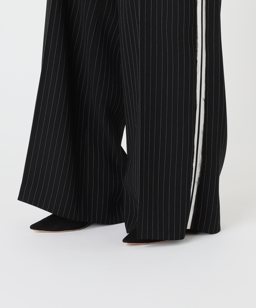 AP STUDIO(エーピーストゥディオ)の「ノベルラインパンツ(スラックス・レディース・ブラック・34/36/38/40)」の18枚目の写真