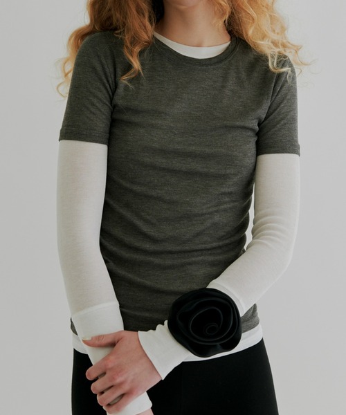 kiehtova（キエトヴァ）の「【kiehtova】sheer tops KTWR3 / KTWR25　※（Tシャツ/カットソー・レディース・ブルー/ブラック/カーキ/ホワイト/グレー・FREE）」の4枚目の写真