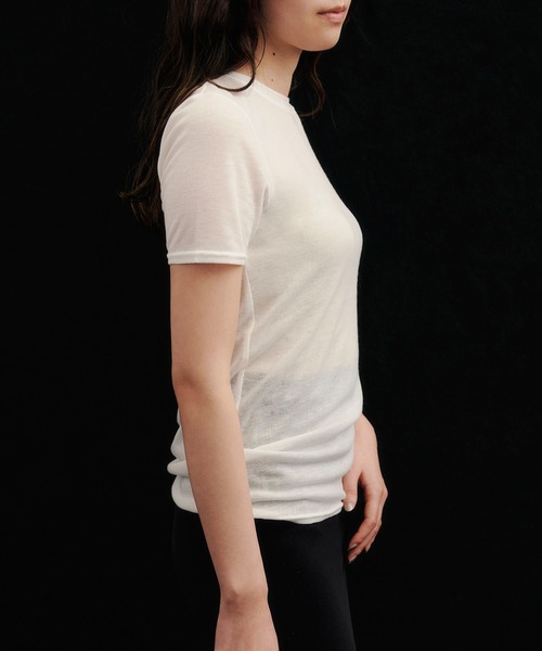 kiehtova（キエトヴァ）の「【kiehtova】sheer tops KTWR3 / KTWR25　※（Tシャツ/カットソー・レディース・ブルー/ブラック/カーキ/ホワイト/グレー・FREE）」の16枚目の写真