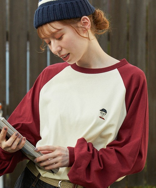 MONO-MART LADY'S(モノマートレディース)の「BOYロゴワッペン刺繍 ラグランスリーブ長袖Tシャツ(Tシャツ/カットソー・レディース・アイボリー/オートミール/ホワイト系・FREE)」の2枚目の写真