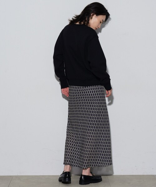 GALLEST（ギャレスト）の「ロゴ裏毛トップス（スウェット・レディース・ブラック/オフホワイト/グレー・38）」の15枚目の写真