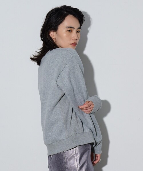 GALLEST（ギャレスト）の「ロゴ裏毛トップス（スウェット・レディース・ブラック/オフホワイト/グレー・38）」の8枚目の写真