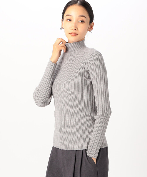 COMME CA ISM(コムサイズム)の「ランダムリブ ハイネックニット(ニット/セーター・レディース・ブラック/グレー/ブルー/アイボリー・MEDIUM/LARGE)」の9枚目の写真
