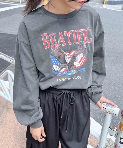 INGNI（イング）の「ピグメントアソートロゴプリントロングTシャツ（Tシャツ/カットソー・レディース・オフホワイト/チャコールグレー/ライトグレー系8/グレー系3・M）」の3枚目の写真