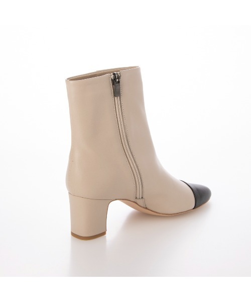 Mode et Jacomo（モードエジャコモ）の「コンビデザインショートブーツ（ブーツ・レディース・クリアブラック/ブラック系その他6/ストーン・23.5cm/23cm/24.5cm/24cm/22.5cm）」の19枚目の写真