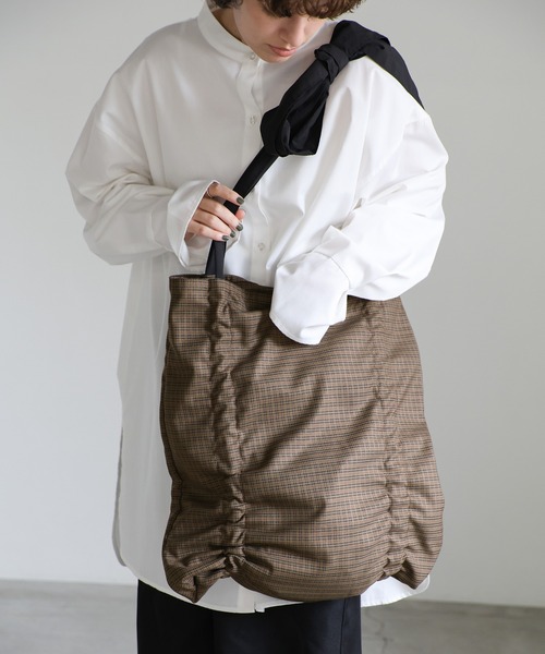 select MOCA（セレクトモカ）の「リボンショルダーギャザートートバッグ（ショルダーバッグ・レディース・ブラウン/グリーン/ブラック・FREE）」の19枚目の写真