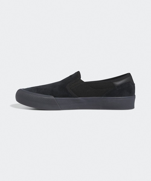 adidas(アディダス)の「adidas/アディダス SHMOOFOIL SLIP シュムーフォイル スニーカー(スリッポン・メンズ・ブラック・27.5/26.5/26/27/28/28.5)」の4枚目の写真
