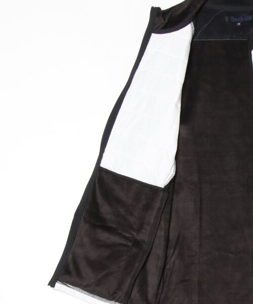 ARCADE(アーケード)の「フェイクダウンスタンドブルゾン /表側フェイクダウン×裏側スウェット 裏地シャギーボアフリース素材(ダウンジャケット/コート・メンズ・グレー/ブラック/ホワイト/ネイビー・M/L/LL)」の19枚目の写真