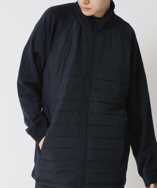 ARCADE(アーケード)の「フェイクダウンスタンドブルゾン /表側フェイクダウン×裏側スウェット 裏地シャギーボアフリース素材(ダウンジャケット/コート・メンズ・グレー/ブラック/ホワイト/ネイビー・M/L/LL)」の1枚目の写真