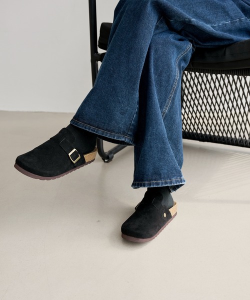 UNE MANSION(ユヌマンション)の「ボストンスウェードスリッパ(サンダル・レディース・ブラウン/ブラック/ベージュ・24.0cm/23.0cm/25.0cm)」の5枚目の写真