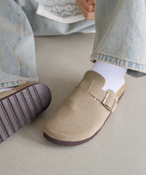 UNE MANSION(ユヌマンション)の「ボストンスウェードスリッパ(サンダル・レディース・ブラウン/ブラック/ベージュ・24.0cm/23.0cm/25.0cm)」の13枚目の写真