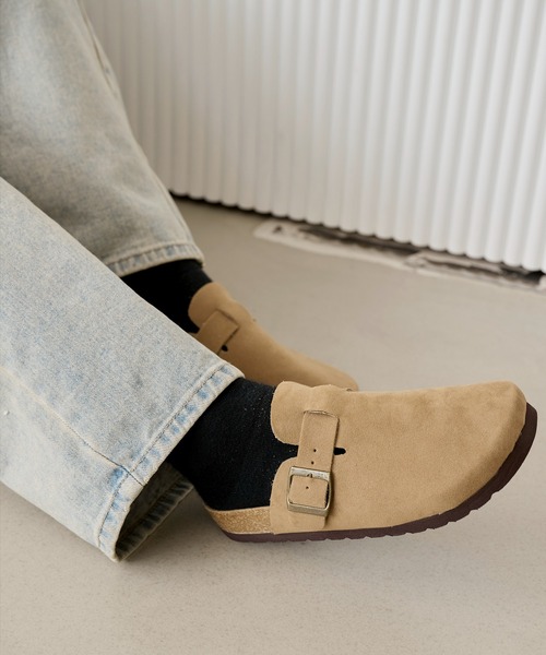 UNE MANSION(ユヌマンション)の「ボストンスウェードスリッパ(サンダル・レディース・ブラウン/ブラック/ベージュ・24.0cm/23.0cm/25.0cm)」の9枚目の写真