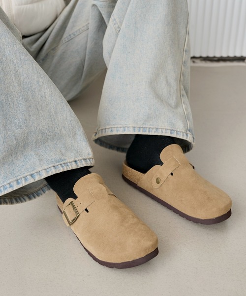 UNE MANSION(ユヌマンション)の「ボストンスウェードスリッパ(サンダル・レディース・ブラウン/ブラック/ベージュ・24.0cm/23.0cm/25.0cm)」の11枚目の写真