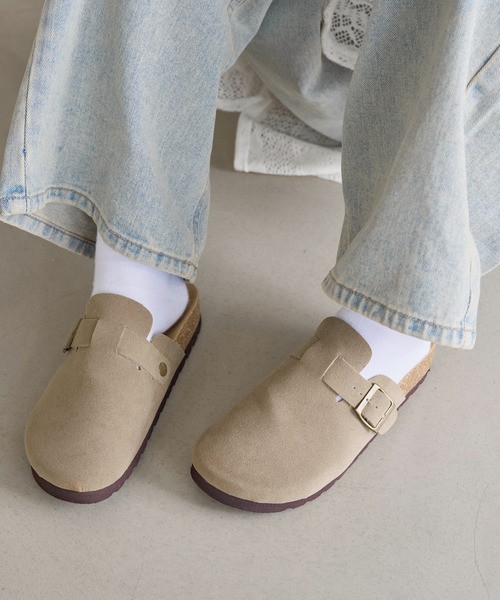 UNE MANSION(ユヌマンション)の「ボストンスウェードスリッパ(サンダル・レディース・ブラウン/ブラック/ベージュ・24.0cm/23.0cm/25.0cm)」の17枚目の写真