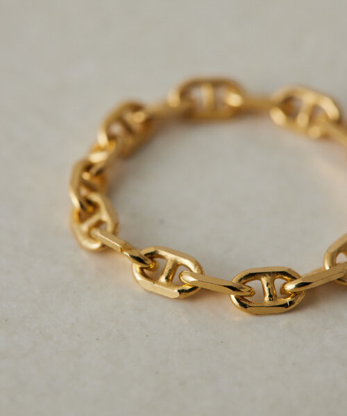 ear PAPILLONNER(イアパピヨネ)の「《スターリングシルバー使用》アンカーチェーンリング(リング・レディース・ゴールド系その他6/シルバー系その他4・14)」の4枚目の写真