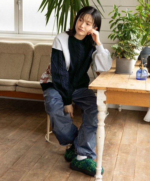 niko and...（ニコアンド）の「リメイク風ドッキングプルオーバー（ニット/セーター・レディース・グレー/チャコール/アイボリー・LARGE/MEDIUM）」の4枚目の写真