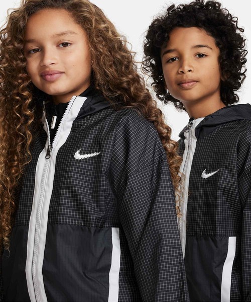 Nike　オーバーサイズ　ウーブン ナイロンジャージセットアップ NIKE（ナイキ）の「《セットアップ対応商品》ナイキ クラブ