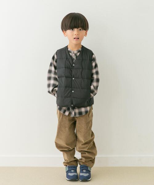 TAION(タイオン)の「TAION V-NECK BUTTON DOWN VEST(KIDS)(その他アウター・キッズ・ライトグレー/ベージュ/ブラック・140/130/120/110)」の4枚目の写真