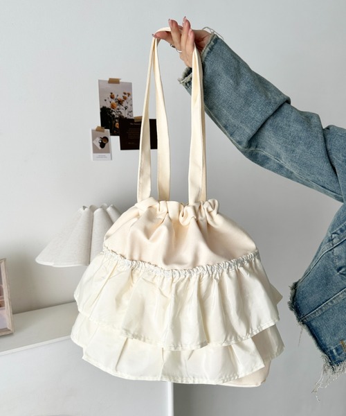 CLEA（クレア）の「【A4サイズ対応】2wayフリルトートバッグ（トートバッグ・レディース・ブラック/アイボリー/レッド/ブルー/ブラック系その他/ワインレッド/ブラウン/その他1/その他2/その他3・FREE）」の17枚目の写真