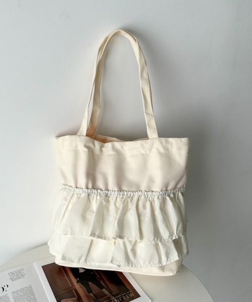 CLEA（クレア）の「【A4サイズ対応】2wayフリルトートバッグ（トートバッグ・レディース・ブラック/アイボリー/レッド/ブルー/ブラック系その他/ワインレッド/ブラウン/その他1/その他2/その他3・FREE）」の18枚目の写真