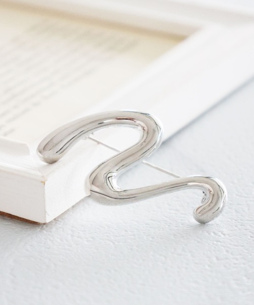 LEPSIM(レプシィム)の「【入卒式/セレモニー】アソートブローチ 231499(ブローチ/コサージュ・レディース・シルバー/シルバー系その他/ゴールド/ゴールド系その他・ONE SIZE)」の2枚目の写真