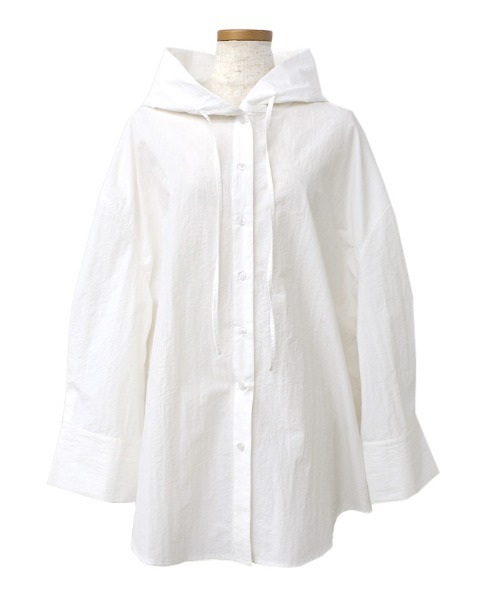 select MOCA(セレクトモカ)の「【定番】フード付きナイロンシャツ(シャツ/ブラウス・レディース・ネイビー/オフホワイト・FREE/SMALL)」の3枚目の写真