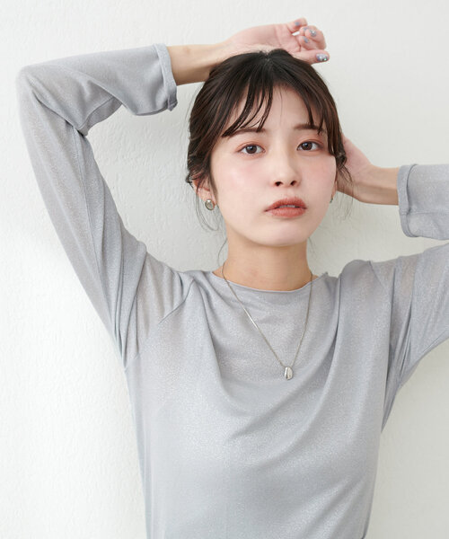 natural couture(ナチュラルクチュール)の「ラメシアーシンプルロンT(Tシャツ/カットソー・レディース・ピンクベージュ/シルバー/ブラウン・FREE)」の3枚目の写真