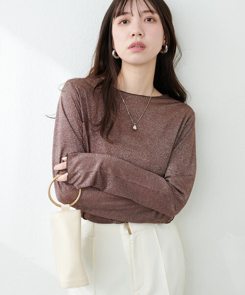 natural couture(ナチュラルクチュール)の「ラメシアーシンプルロンT(Tシャツ/カットソー・レディース・ピンクベージュ/シルバー/ブラウン・FREE)」の15枚目の写真