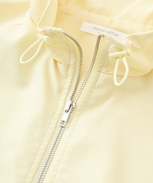 Green　Parks（グリーンパークス）の「撥水加工　スタンドドロストブルゾン（ブルゾン・レディース・アイボリー/カーキ/イエロー・FREE）」の12枚目の写真