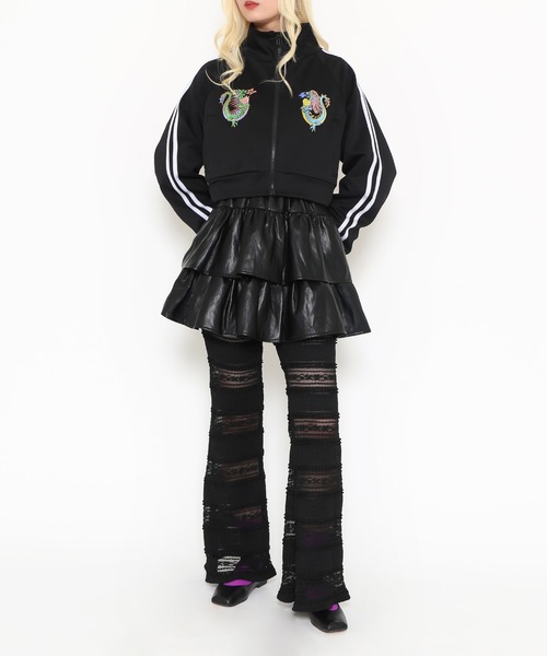 PUNYUS(プニュズ)の「合皮ティアードミニスカート(スカート・レディース・ブラウン/ブラック・1/2/3/4)」の8枚目の写真