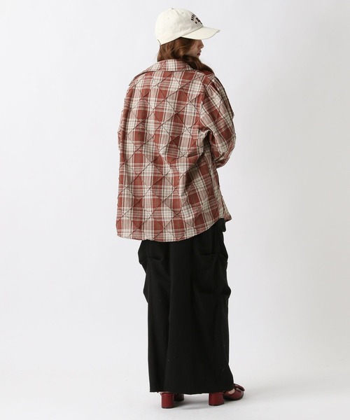 FOREVER 21（フォーエバー トゥエンティーワン）の「【2025SS】ビスチェセットシャツ（シャツ/ブラウス・レディース・レッド/ネイビー・FREE）」の11枚目の写真