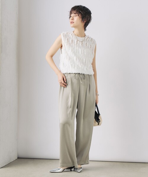 NOLLEY’S（ノーリーズ）の「ウォッシャブルサテンイージーパンツ（その他パンツ・レディース・ネイビー/ライトグリーン/グレイッシュベージュ・40/38/36）」の21枚目の写真