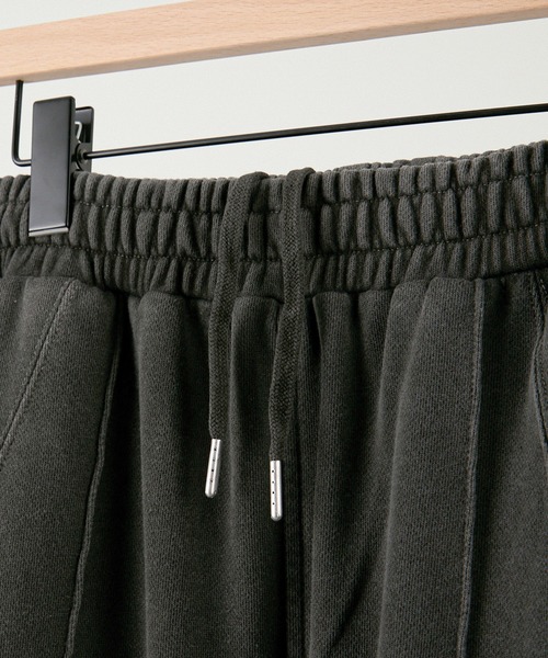 Alfred Alex(アルフレッドアレックス)の「【Alfred Alex】ヴィンテージメイクピグメントダメージパッチロゴドロストカーブスウェットパンツ【セットアップ対応】(スウェットパンツ・メンズ・ブラック/ワインレッド/チャコール・S/M/L)」の9枚目の写真