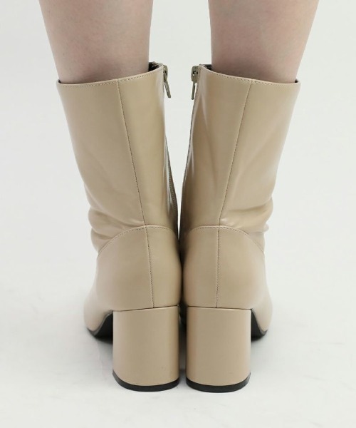 F i.n.t（フィント）の「【晴雨兼用】スクエアトゥレインブーツ/F&A/fint　フィント（レインシューズ・レディース・ブラウン/アイボリー/ブラック・L/M/S）」の5枚目の写真