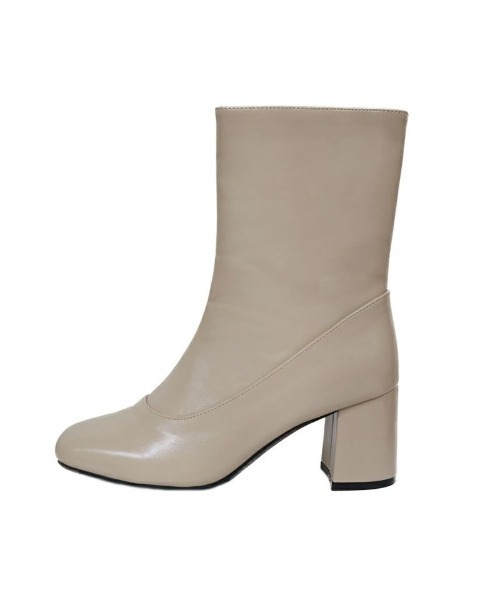 F i.n.t（フィント）の「【晴雨兼用】スクエアトゥレインブーツ/F&A/fint　フィント（レインシューズ・レディース・ブラウン/アイボリー/ブラック・L/M/S）」の19枚目の写真