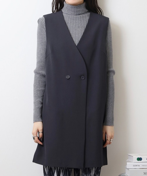 EGLANTINE(エグランティーヌ)の「EGLANTINE ノーカラージレ(ベスト・レディース・ネイビー/ベージュ/チャコールグレー・40)」の14枚目の写真