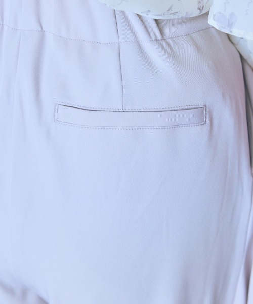 marun(マルン)の「<大きいサイズ>サイドラッフルワイドパンツ marun(スラックス・レディース・ブラック/ライトグレー・L/LL/3L/4L/5L)」の15枚目の写真