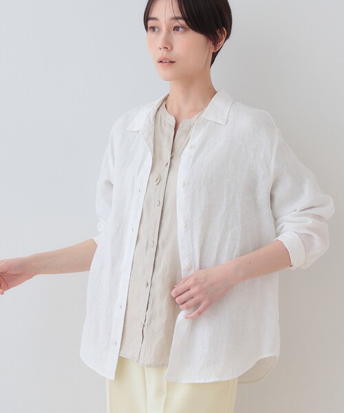 INDIVI(インディヴィ)の「【毎年人気!/フレンチリネン】ベーシックシャツ(シャツ/ブラウス・レディース・ホワイト/チャコールグレー/ネイビー/オレンジ/グリーン/ナチュラル/ブラック系2/グリーン系3・38/34/03/05/12/15 /13)」の2枚目の写真