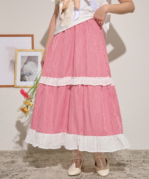 kutir(クティール)の「【クティールとレトロ】切り替えチェックティアードスカート(スカート・レディース・レッド系その他/ブラウン/グリーン/ブルー・LARGE/SMALL/MEDIUM)」の1枚目の写真