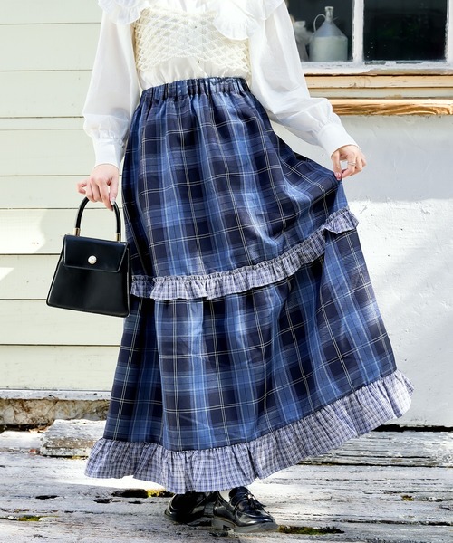 kutir(クティール)の「【クティールとレトロ】切り替えチェックティアードスカート(スカート・レディース・レッド系その他/ブラウン/グリーン/ブルー・LARGE/SMALL/MEDIUM)」の4枚目の写真