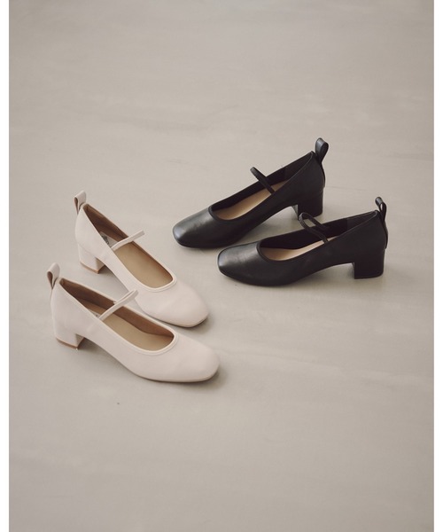 Emma Francis(エマフランシス)の「シャーリングストラップ 4cm パンプス(パンプス・レディース・ブラック/アイボリー・22.5cm/23.0cm/23.5cm/24.0cm/24.5cm/25.0cm/22.0cm)」の12枚目の写真