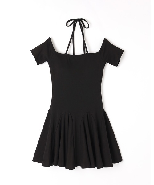 M DOLLY(エムドリー)の「off shoulder halter mini dress/オフショルダーホルターミニワンピース(ワンピース・レディース・グレー/ブラック・FREE)」の8枚目の写真
