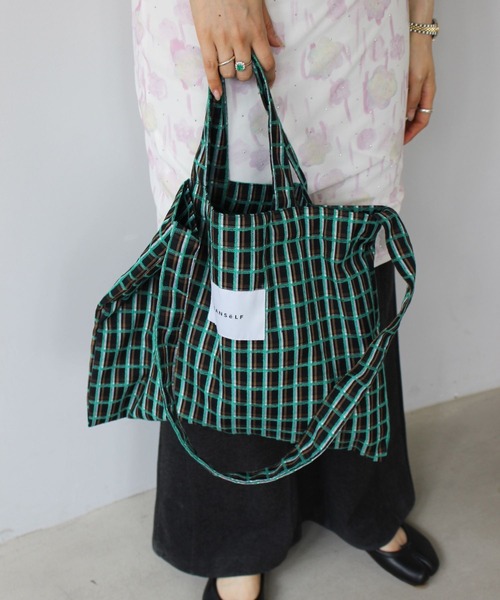 バッグ sanae Han ヘルシーバックバッグ テクスチャードナイロン Sサイズ セサミ - 軽量