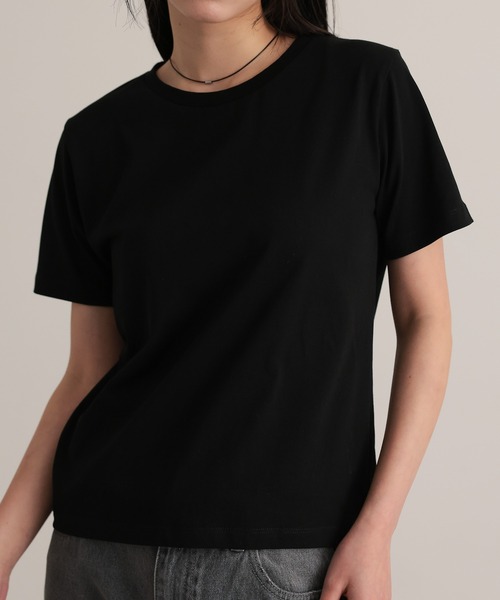 attiree(アティレー)の「【M/L展開】【UVカット】ベーシックTシャツ(Tシャツ/カットソー・レディース・ブラック/ネイビー/ホワイト・LARGE/MEDIUM)」の18枚目の写真